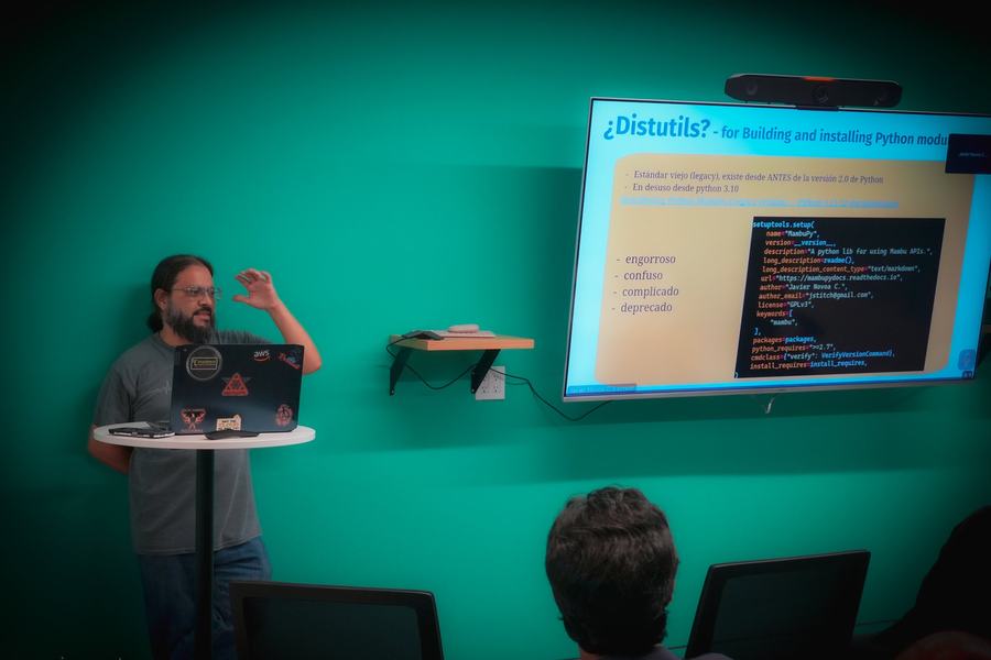 Publicando un paquete en PyPI